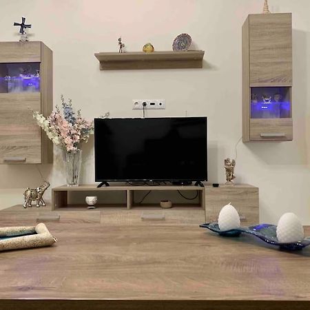 Alexa'S Downtown Apartment أثينا المظهر الخارجي الصورة